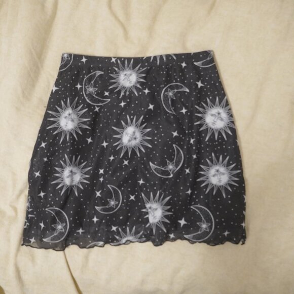 Set Bundle 5 Skirts - Shein, Romwe - Picture 3 of 8